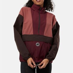 Nike | Sportswear Revolution Women's Sports Utility 1/2-Zip Jacket